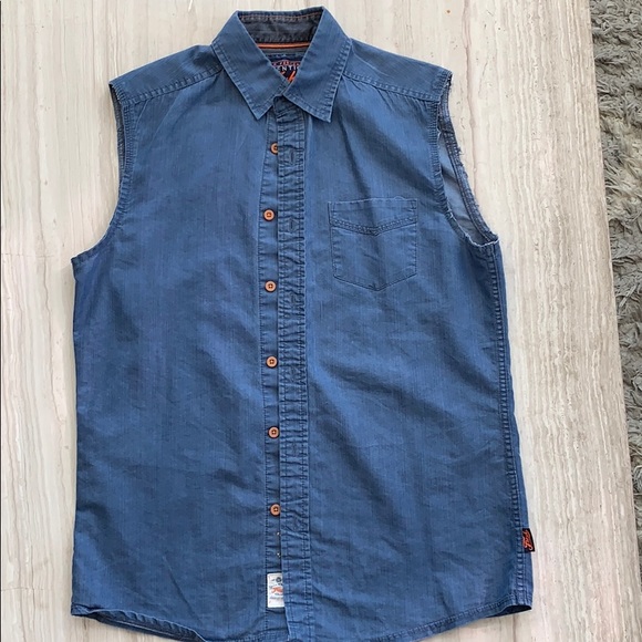 Short sleeve button down (Only) - Picture 2 of 6